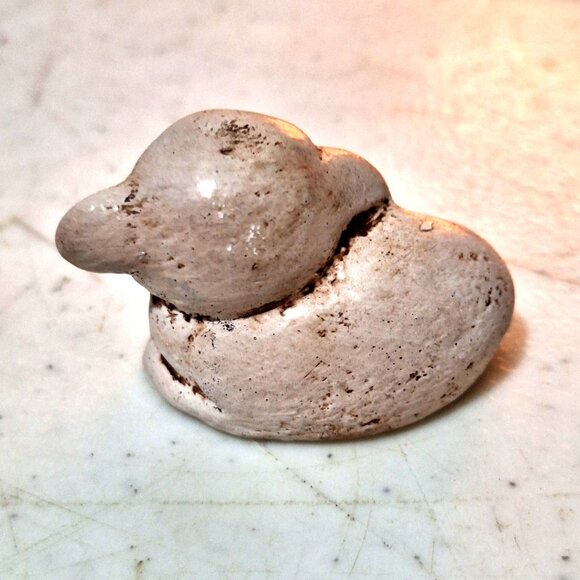 Vintage Ceramic Light Up Nativity Scene With Angel and Baby Jesus Figurines - Picture 7 of 16